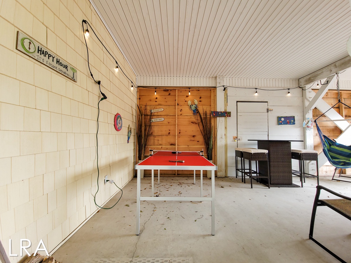 Exterior Game Room-14