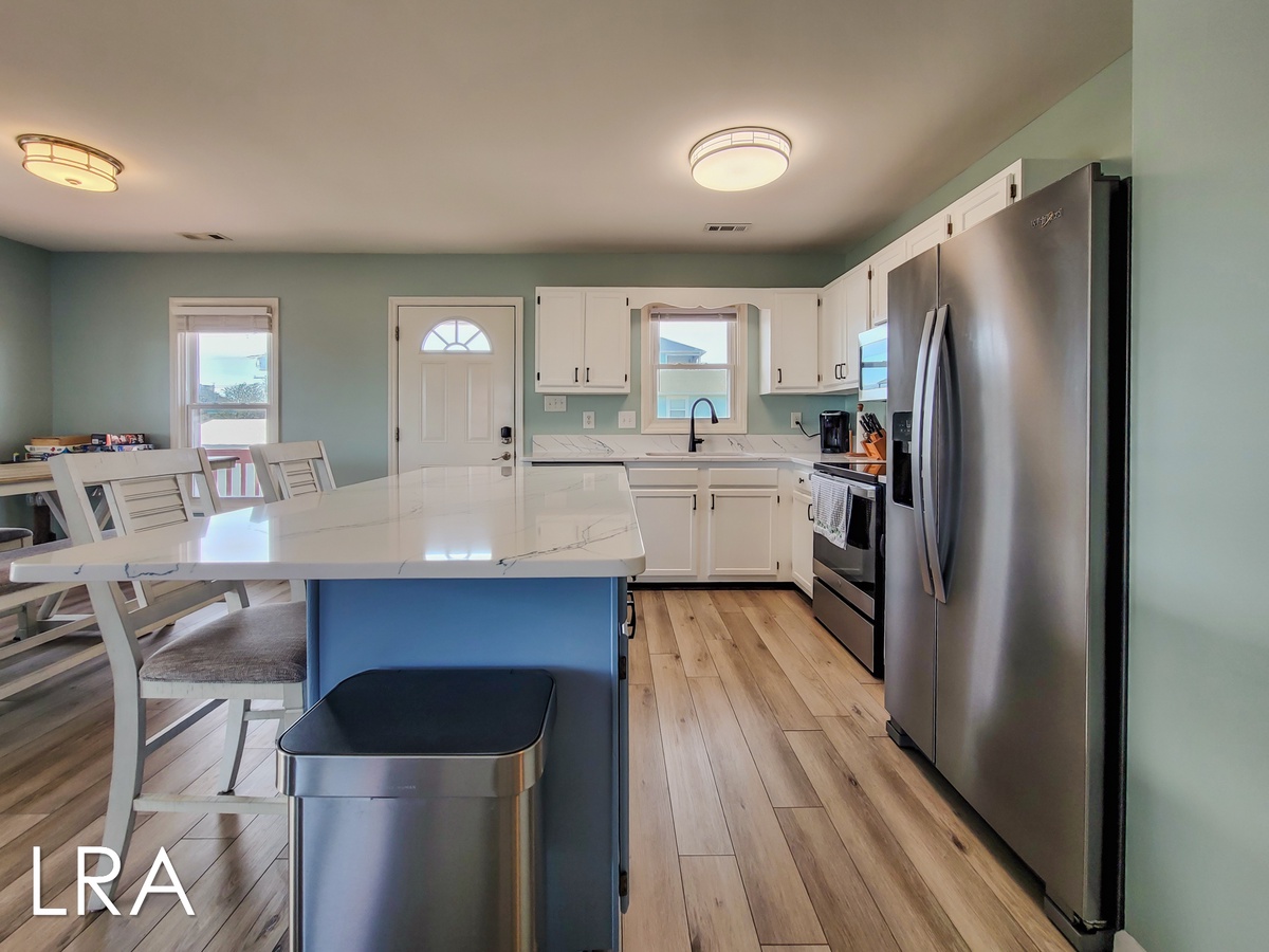 9010 9th St (Painkiller [Int Ext Aerial]) - watermarked-10