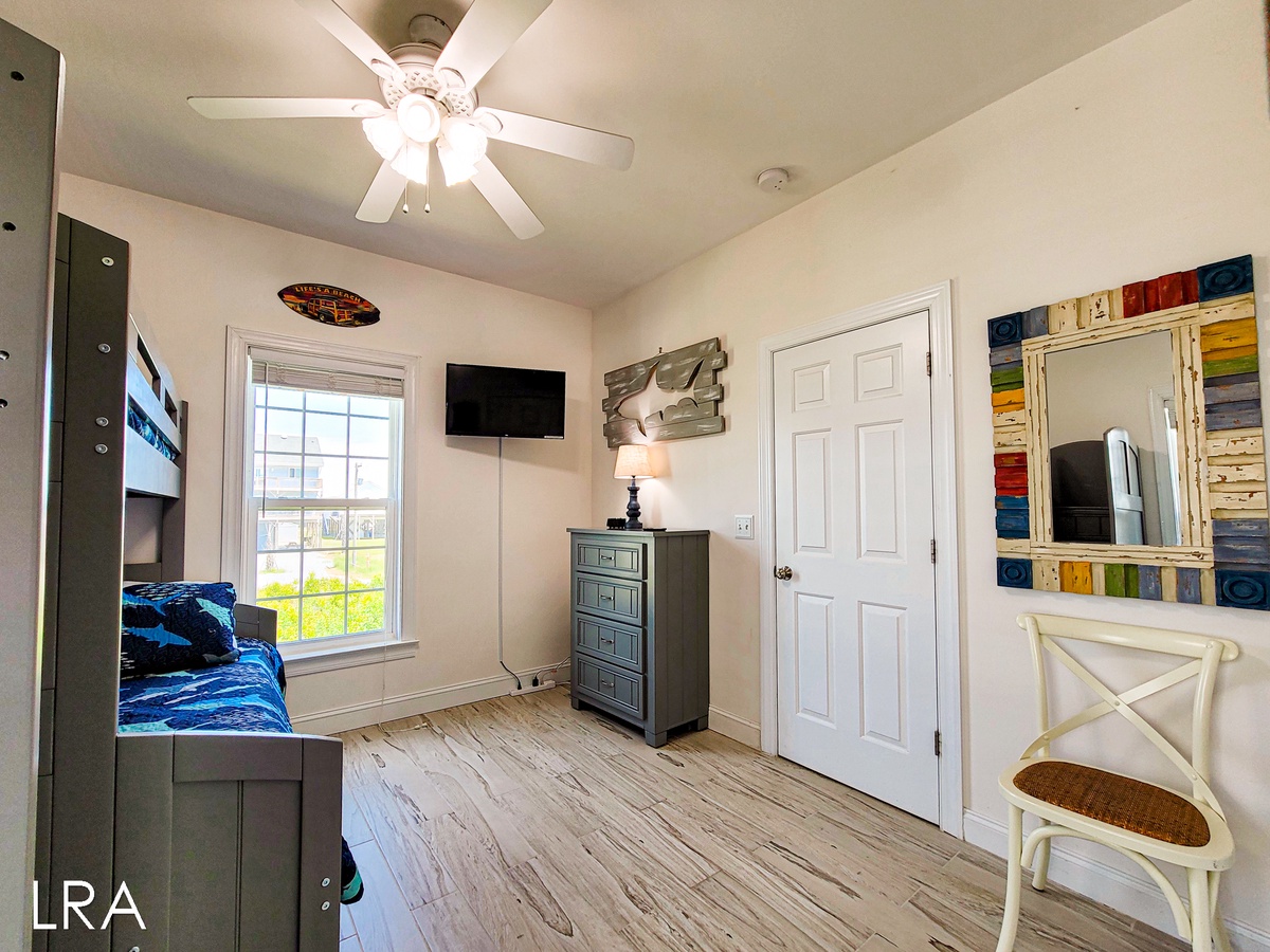 Twin over Double Bunk-6