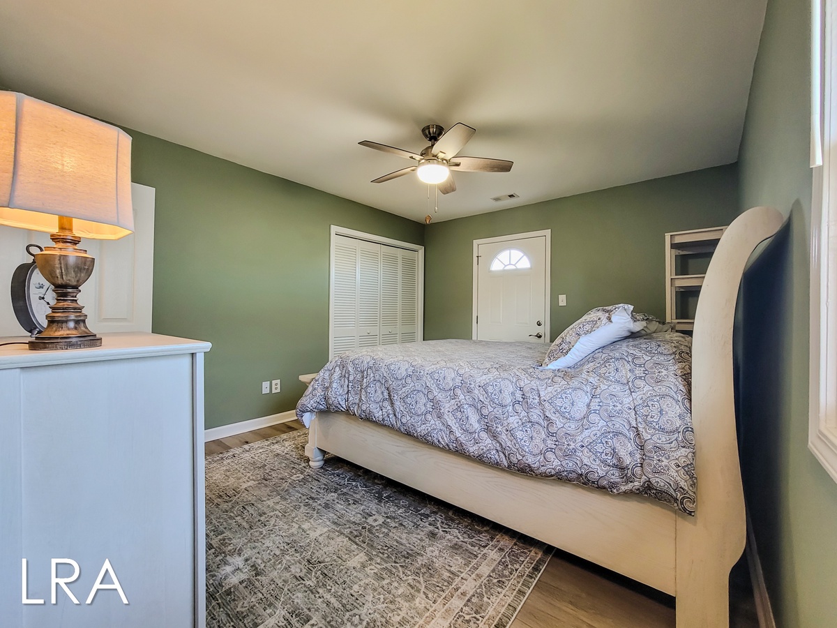 9010 9th St (Painkiller [Int Ext Aerial]) - watermarked-17