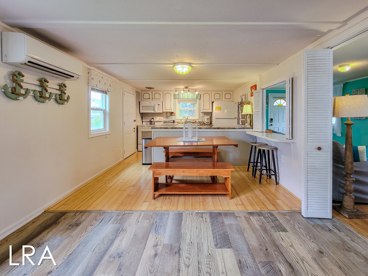 1005-A 1st St (The Cottage [Int Ext]) - watermarked-4