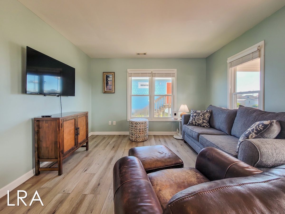 9010 9th St (Painkiller [Int Ext Aerial]) - watermarked-3