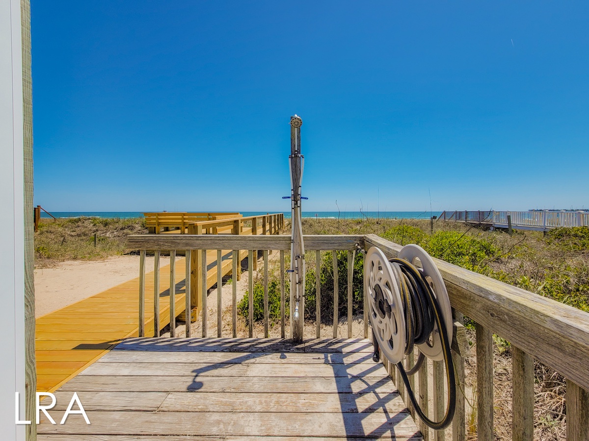 613 Ocean Blvd (Flippin Out [Int Ext Aerials]) - watermarked-3