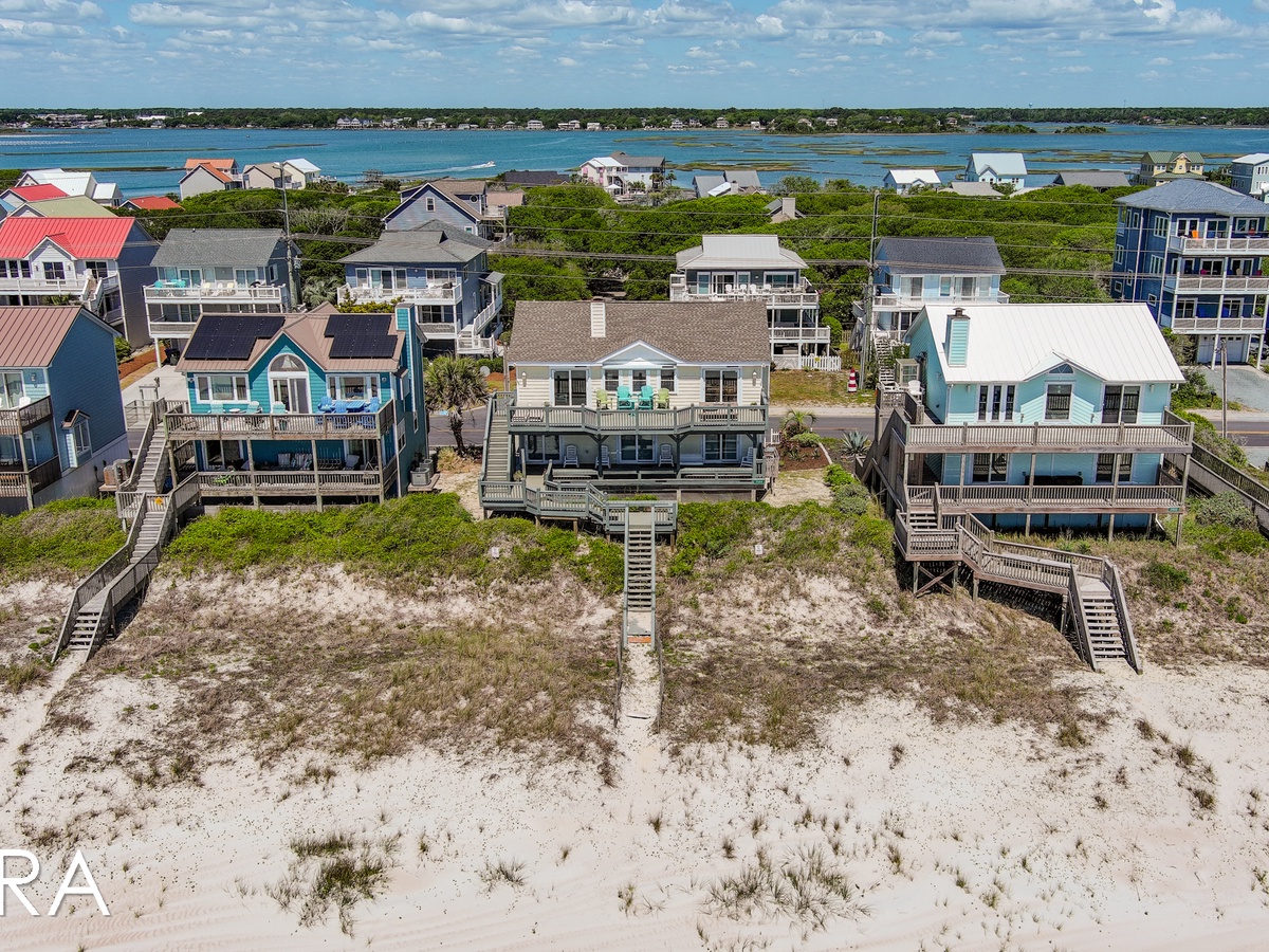 2405 S Shore Dr (Audreys Pearl [Int Ext Aerials] - watermarked-79