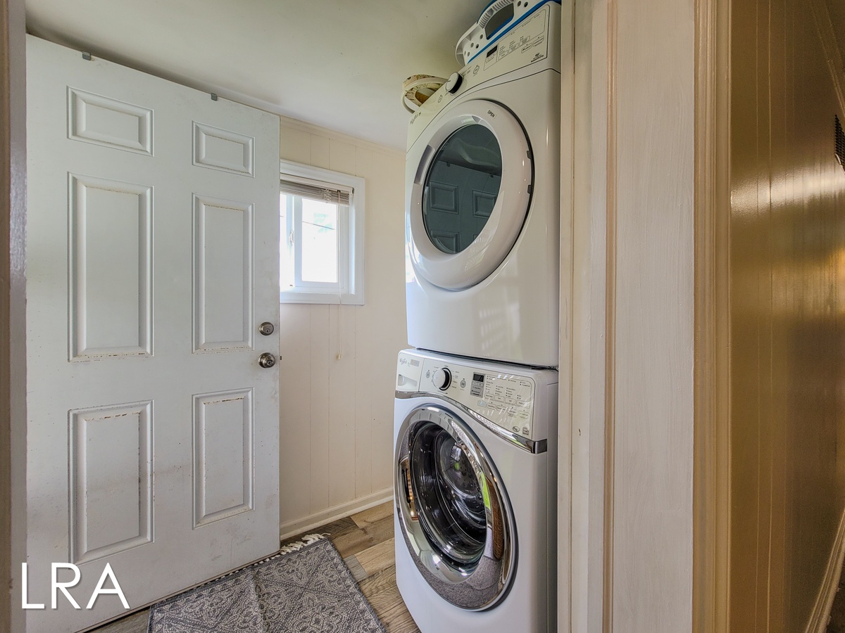 1005-A 1st St (The Cottage [Int Ext]) - watermarked-26