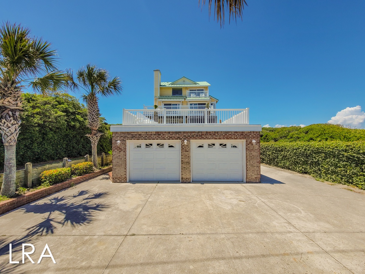 2717 S Shore Dr (Oceanside Manor - Low Tide [Int Ext]) - watermarked-42