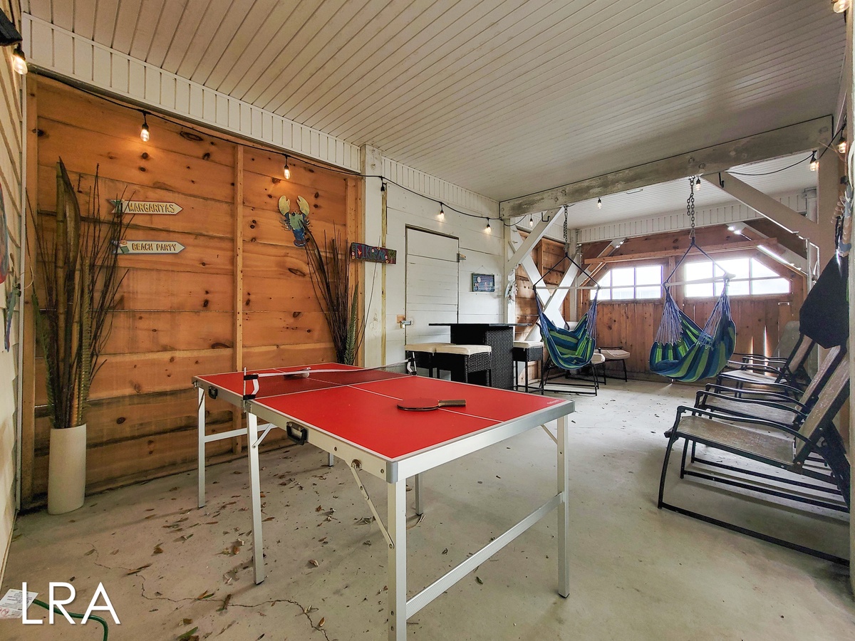 Exterior Game Room-01