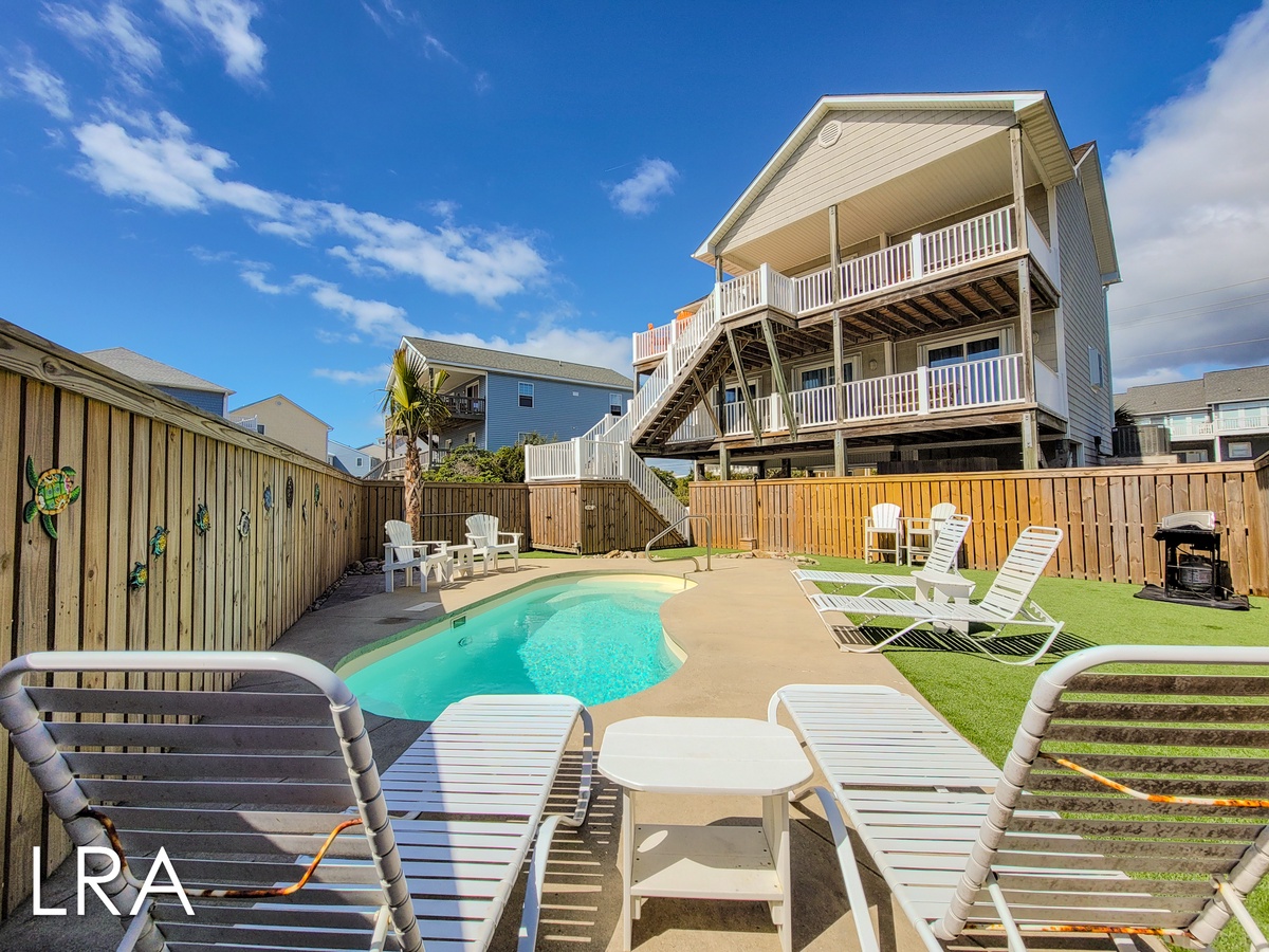 818 N Topsail Dr (Bella Lido [Ext Pool]) - watermarked-4