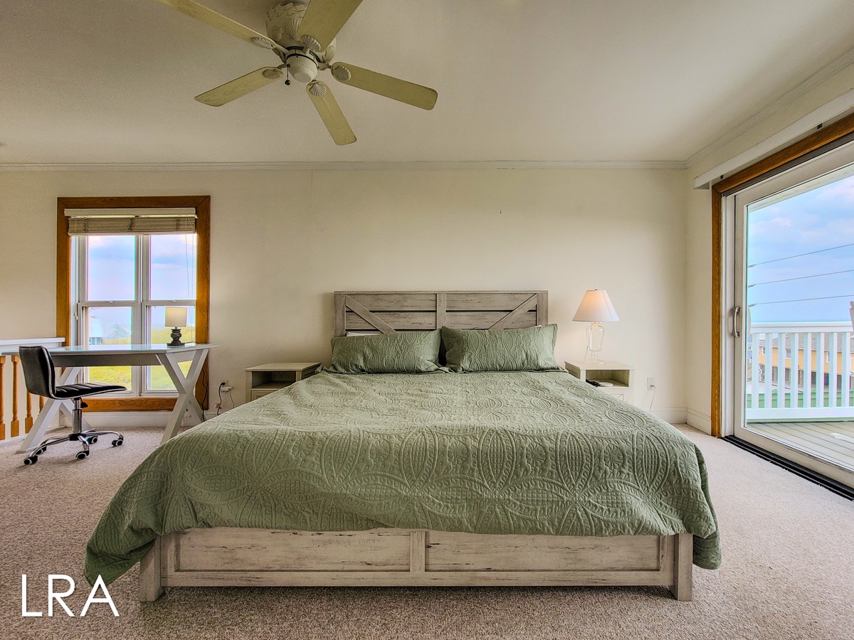 2717-A S Shore Dr (Oceanside Manor - High Tide [Int Ext]) - watermarked-06