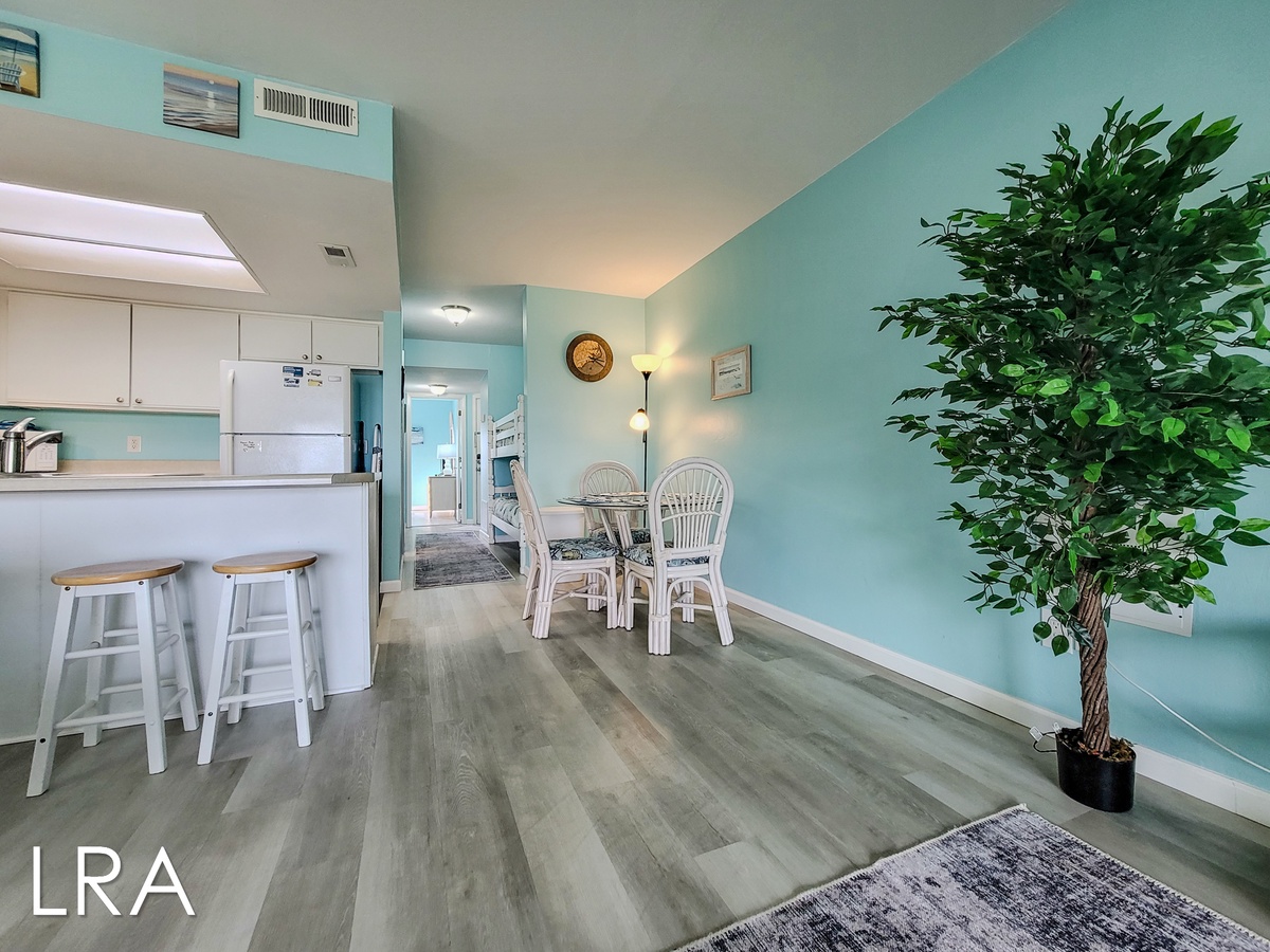 918 N New River Dr 417 (Surf Condos 417 [Int Ext]) - watermarked-14