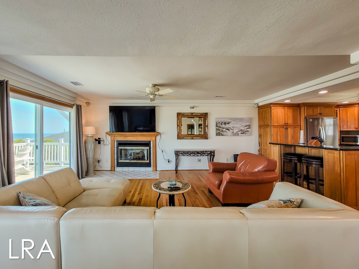 2717 S Shore Dr - Oceanside Manor (29)