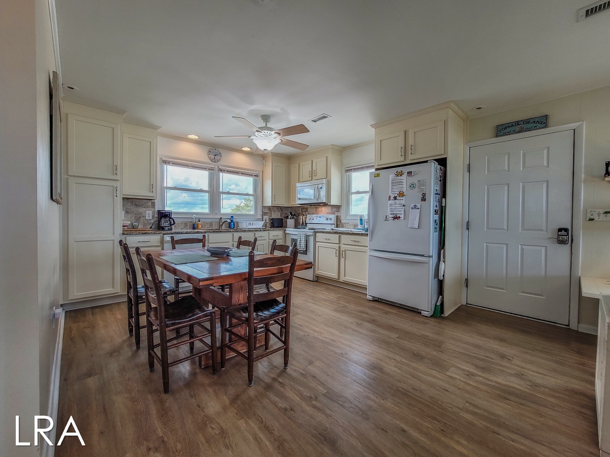 Dining Room/Kitchen-19