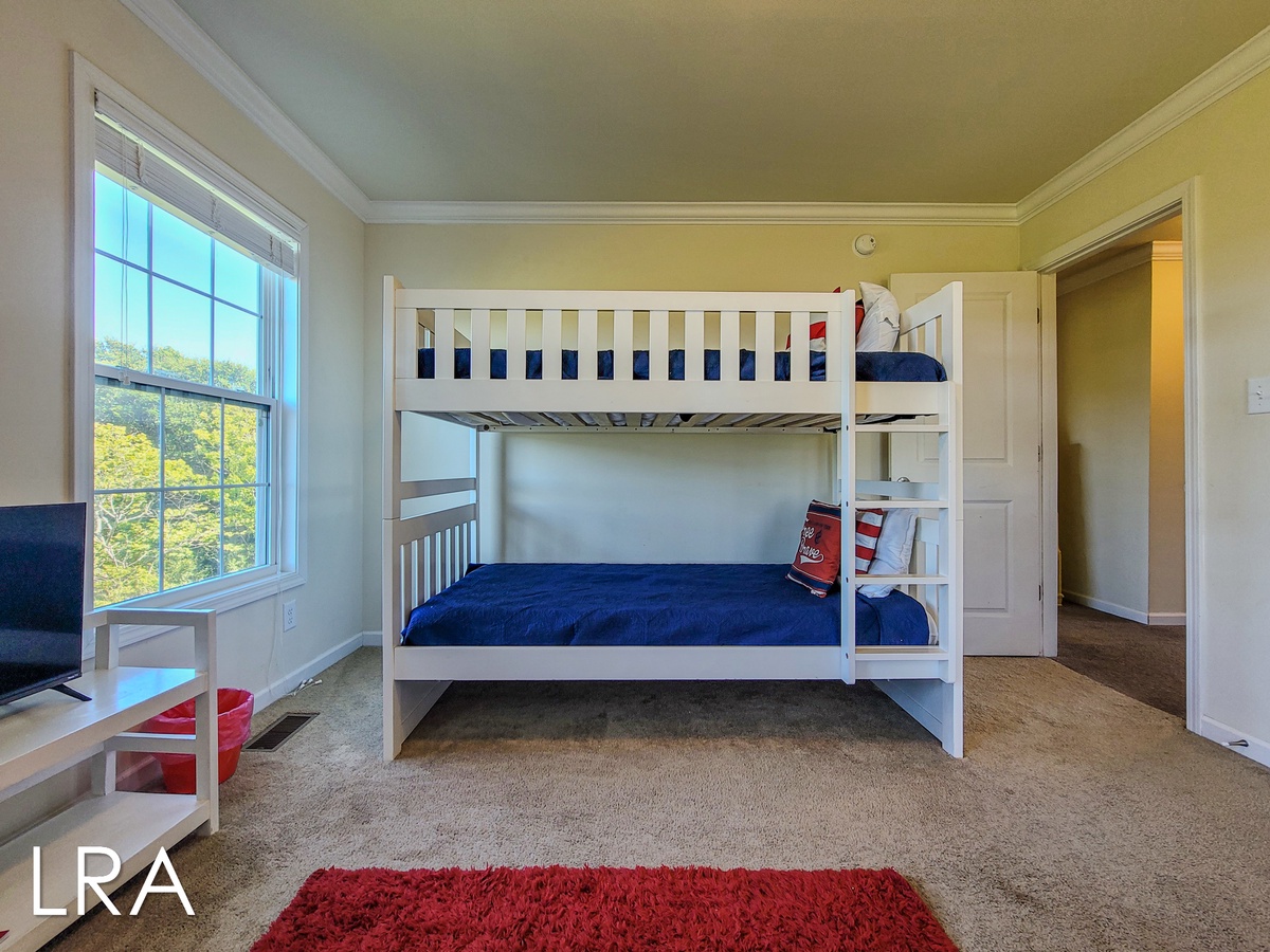 Bunk Bedroom-32