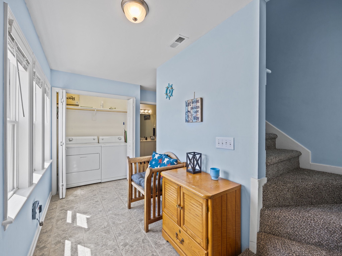 5-web-or-mls-3735 Island Dr. 3