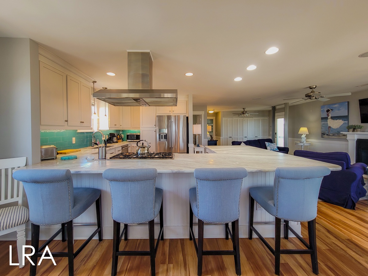 613 Ocean Blvd (Flippin Out [Int Ext Aerials]) - watermarked-30
