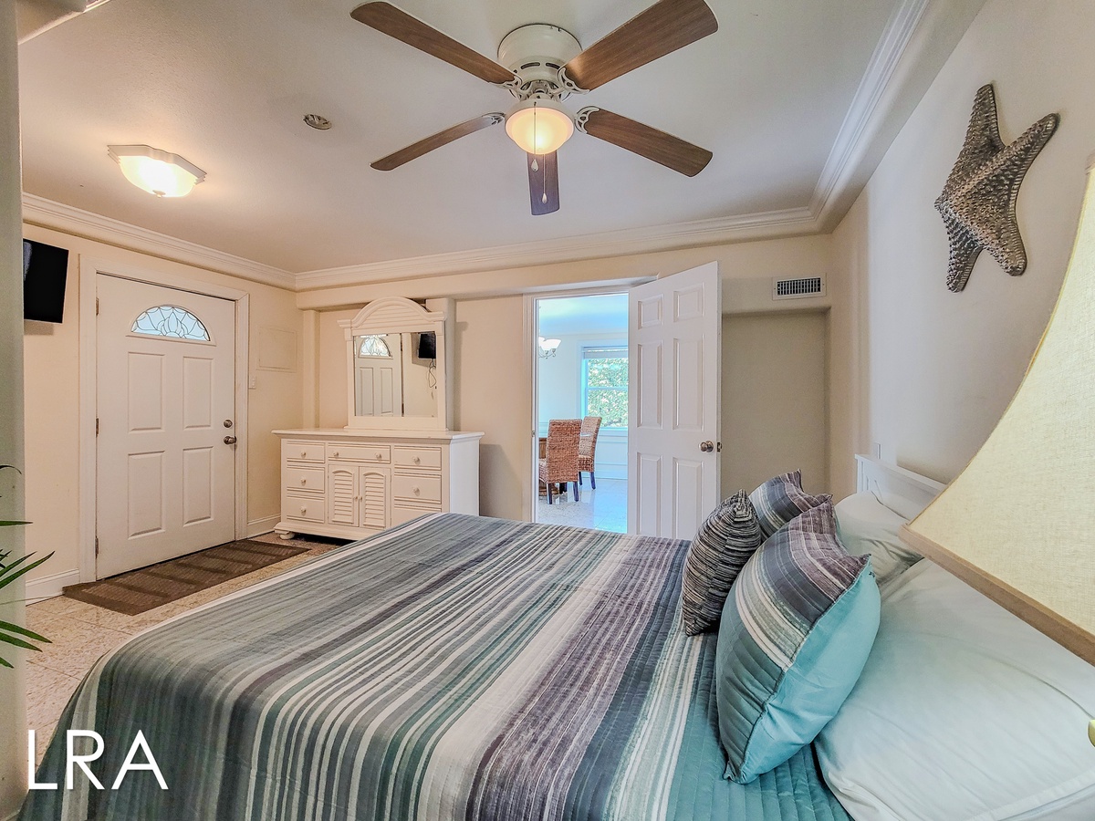 2717 S Shore Dr - Oceanside Manor (112)