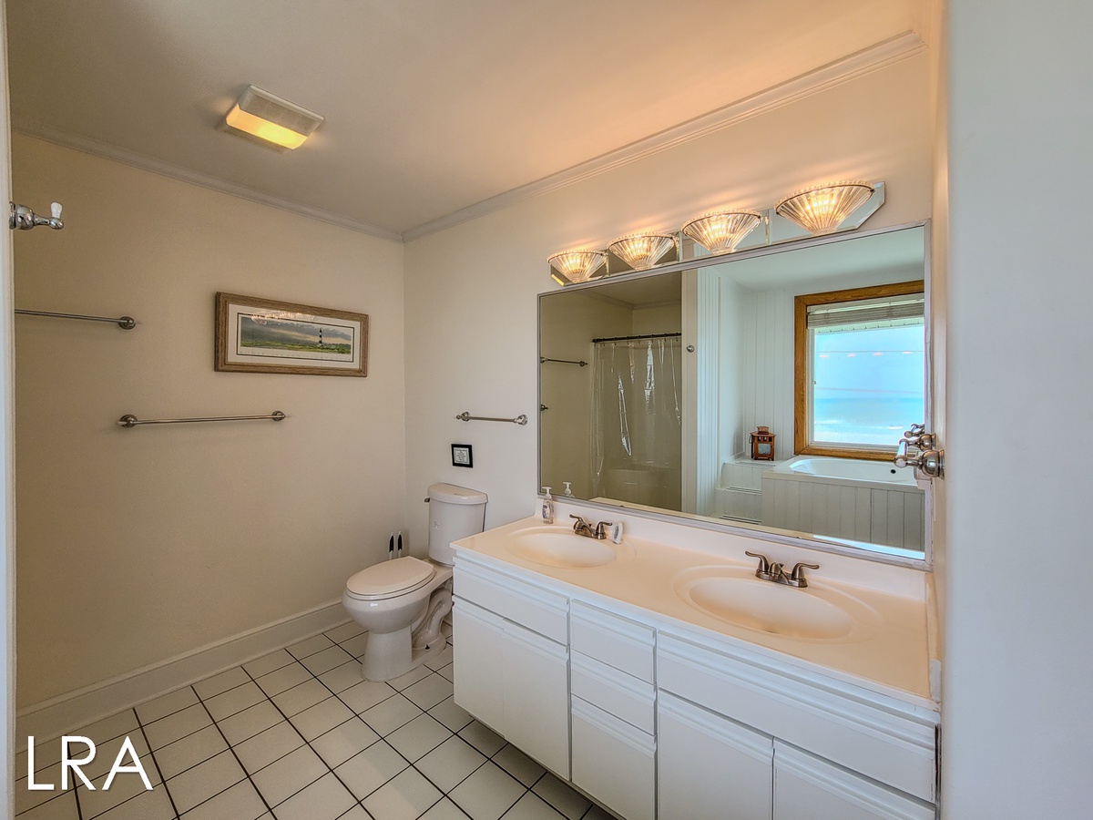 2717-A S Shore Dr (Oceanside Manor - High Tide [Int Ext]) - watermarked-09