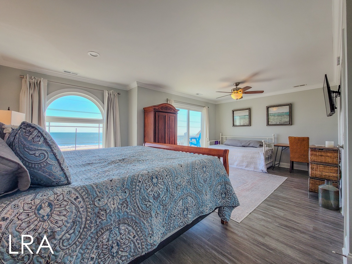 1743 New River Inlet Rd (Good Day Sunshine [Int]) - watermarked-07