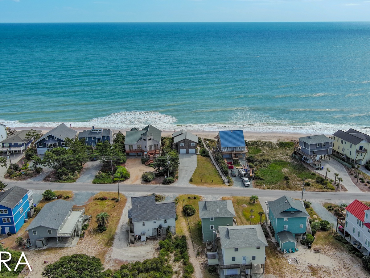 804 S Shore Dr (Beachy McBeach House [Int Ext Aerial Desc]) - watermarked-03