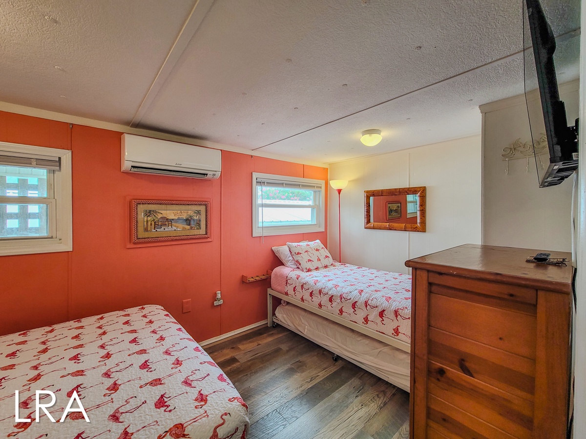 1005-A 1st St (The Cottage [Int Ext]) - watermarked-14