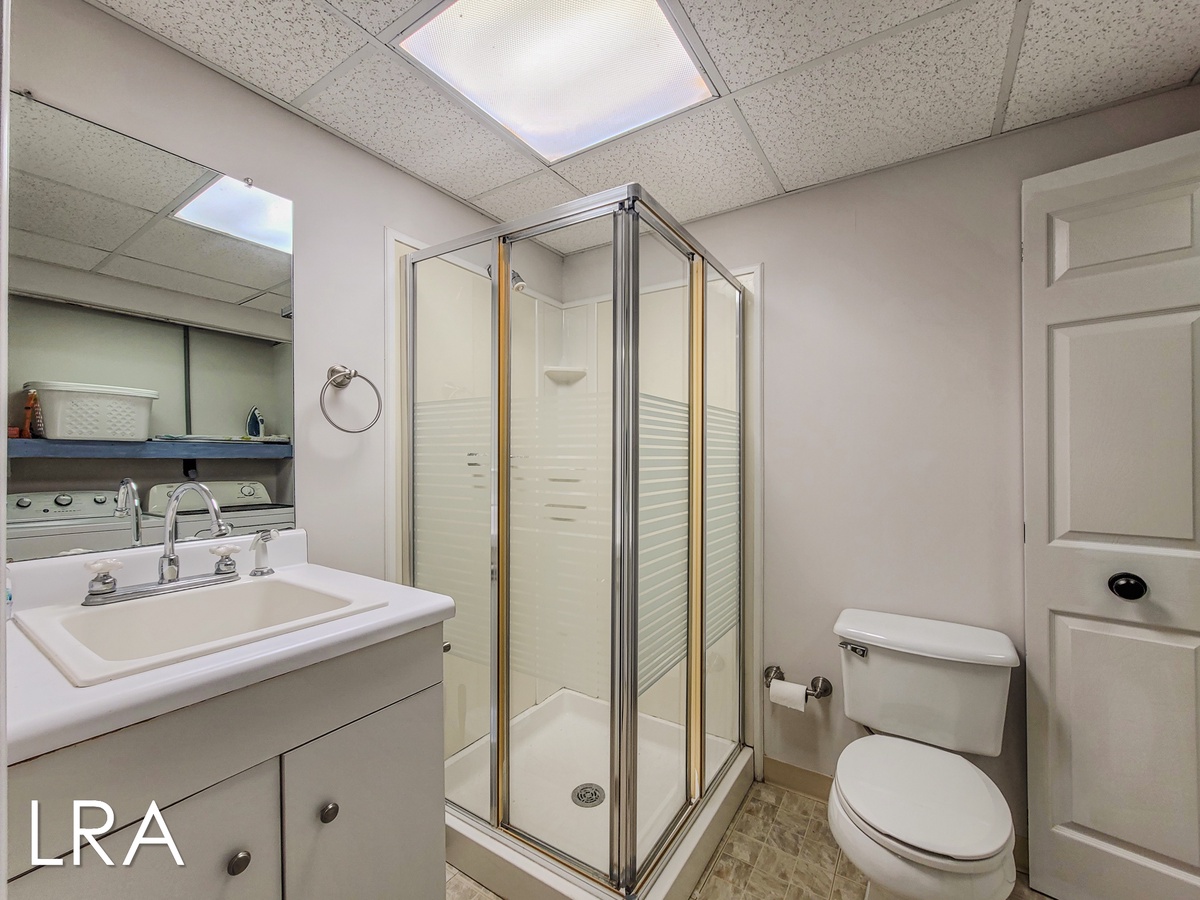 804 S Shore Dr (Beachy McBeach House [Int Ext Aerials]) - watermarked-30