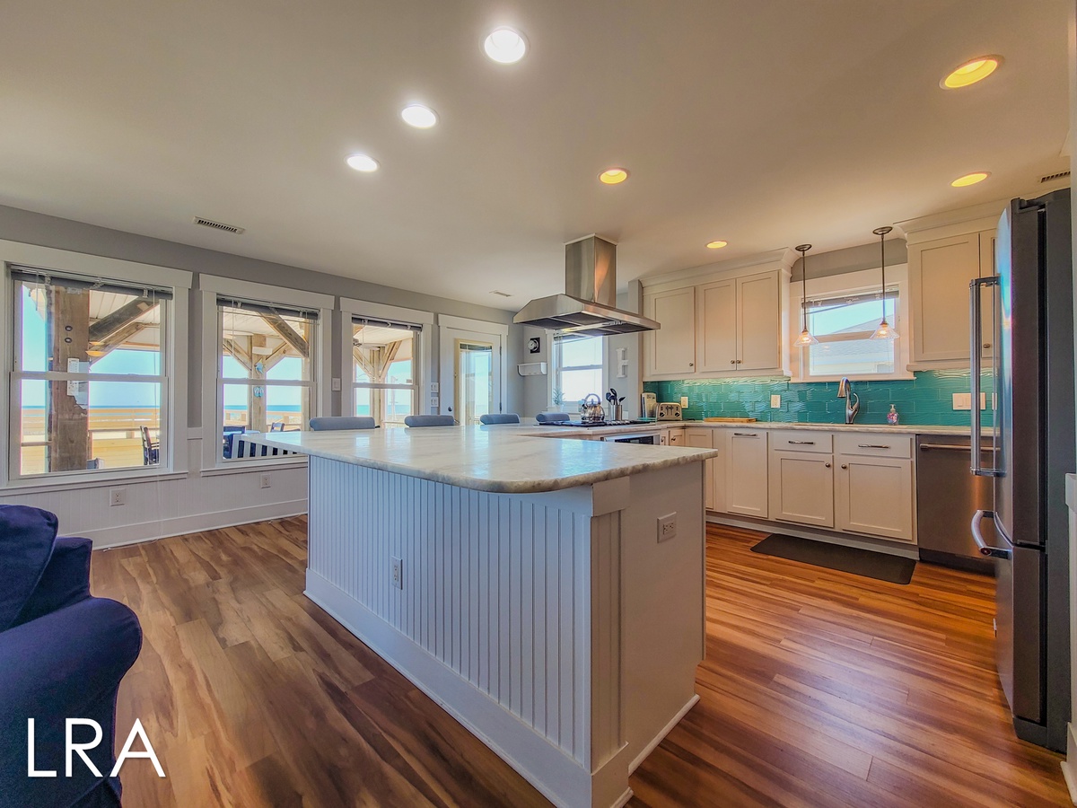 613 Ocean Blvd (Flippin Out [Int Ext Aerials]) - watermarked-32