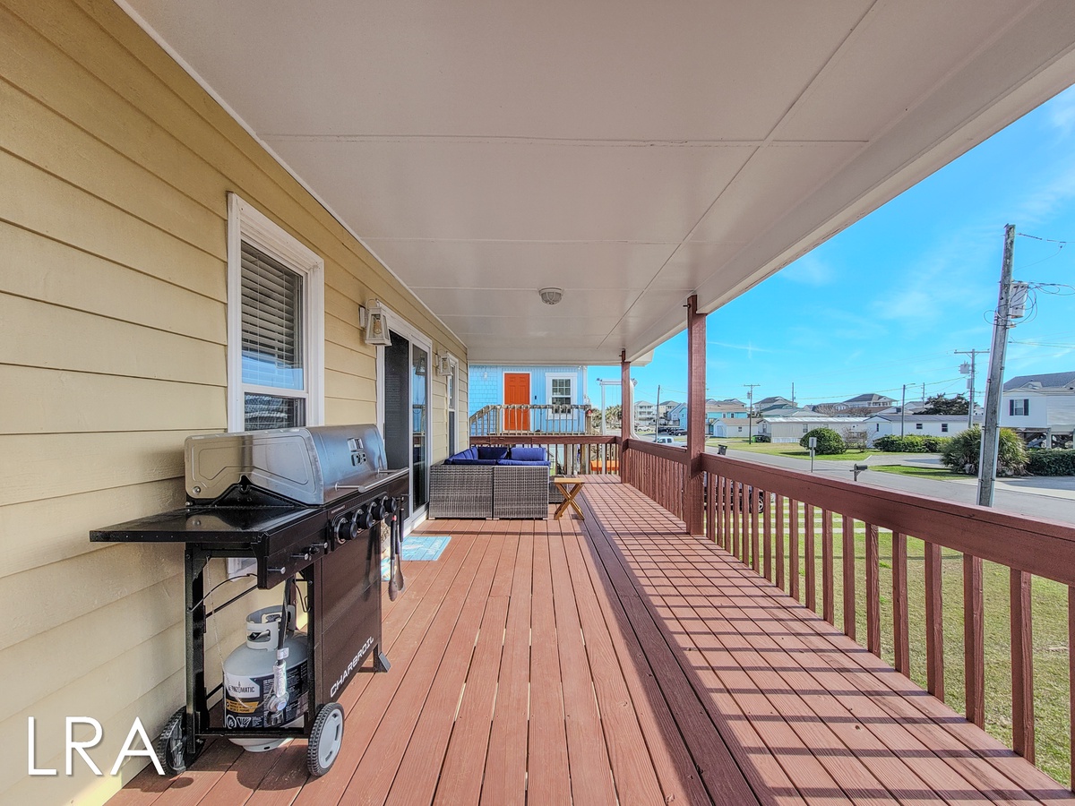 9010 9th St (Painkiller [Int Ext Aerial]) - watermarked-26