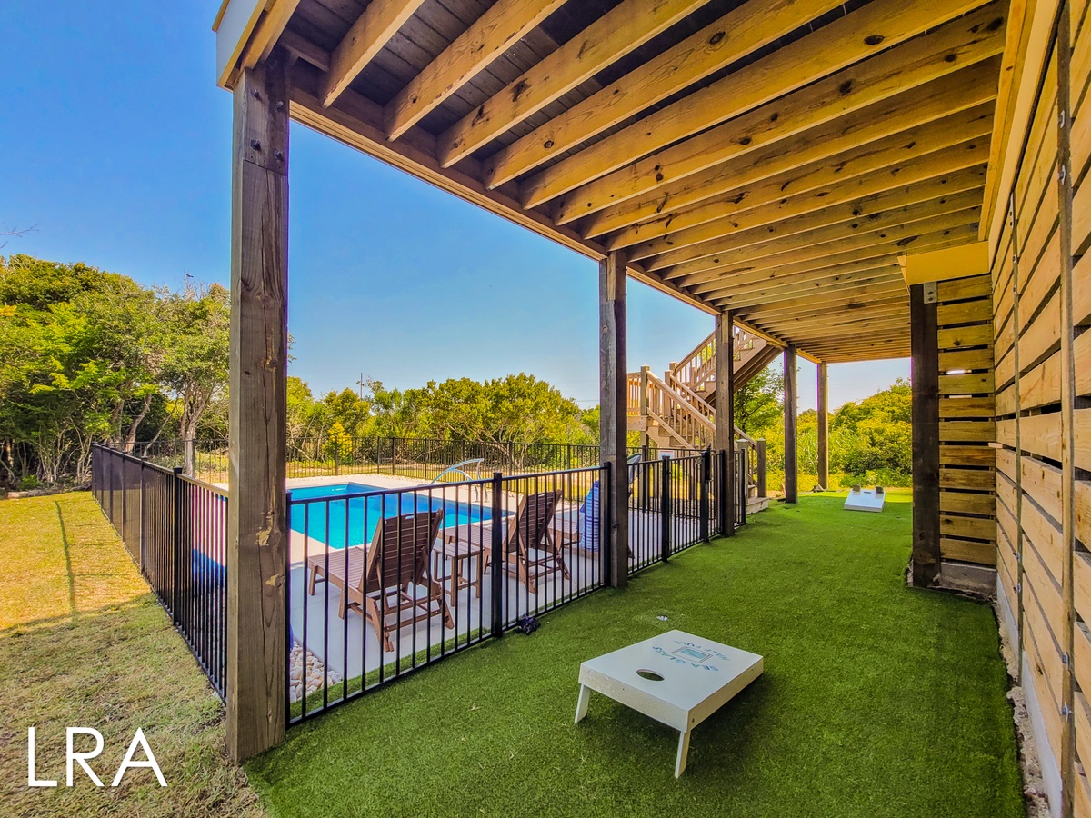 121 Ocean View Ln (Sea Glass Half Full [Ext - Pool]) - watermarked-4