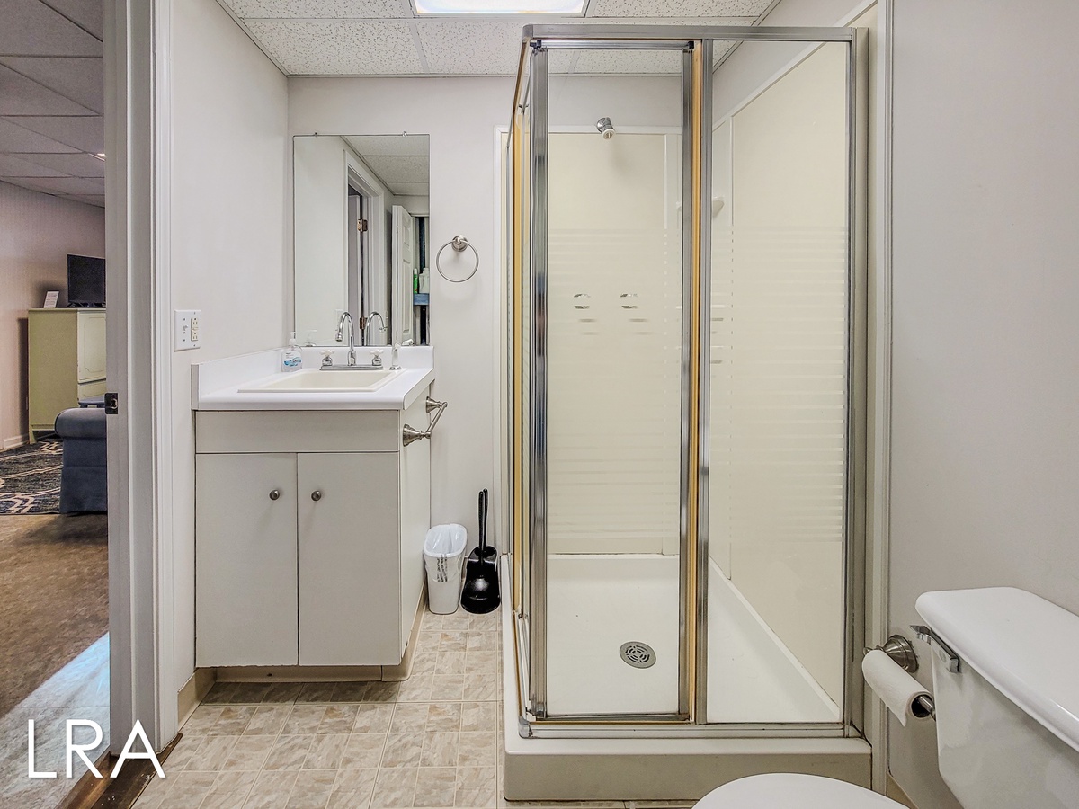 804 S Shore Dr (Beachy McBeach House [Int Ext Aerials]) - watermarked-29