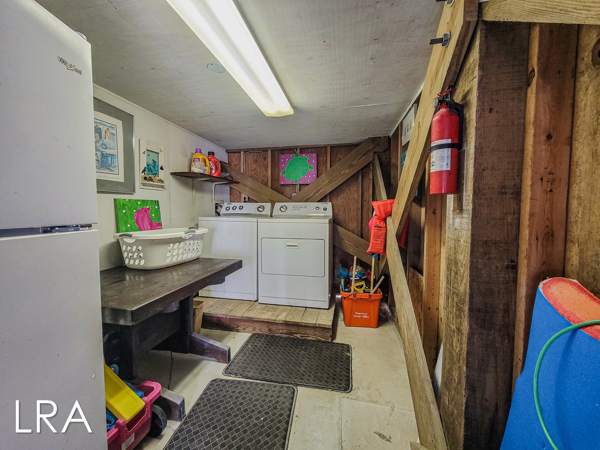 Washer and Dryer -01