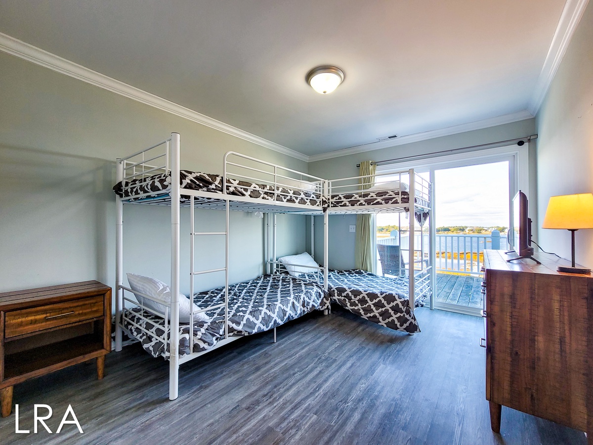 Bunk Room-37