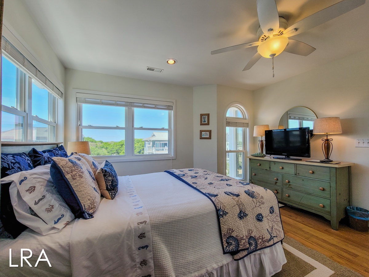 2405 S Shore Dr (Audreys Pearl [Int Ext Aerials] - watermarked-29