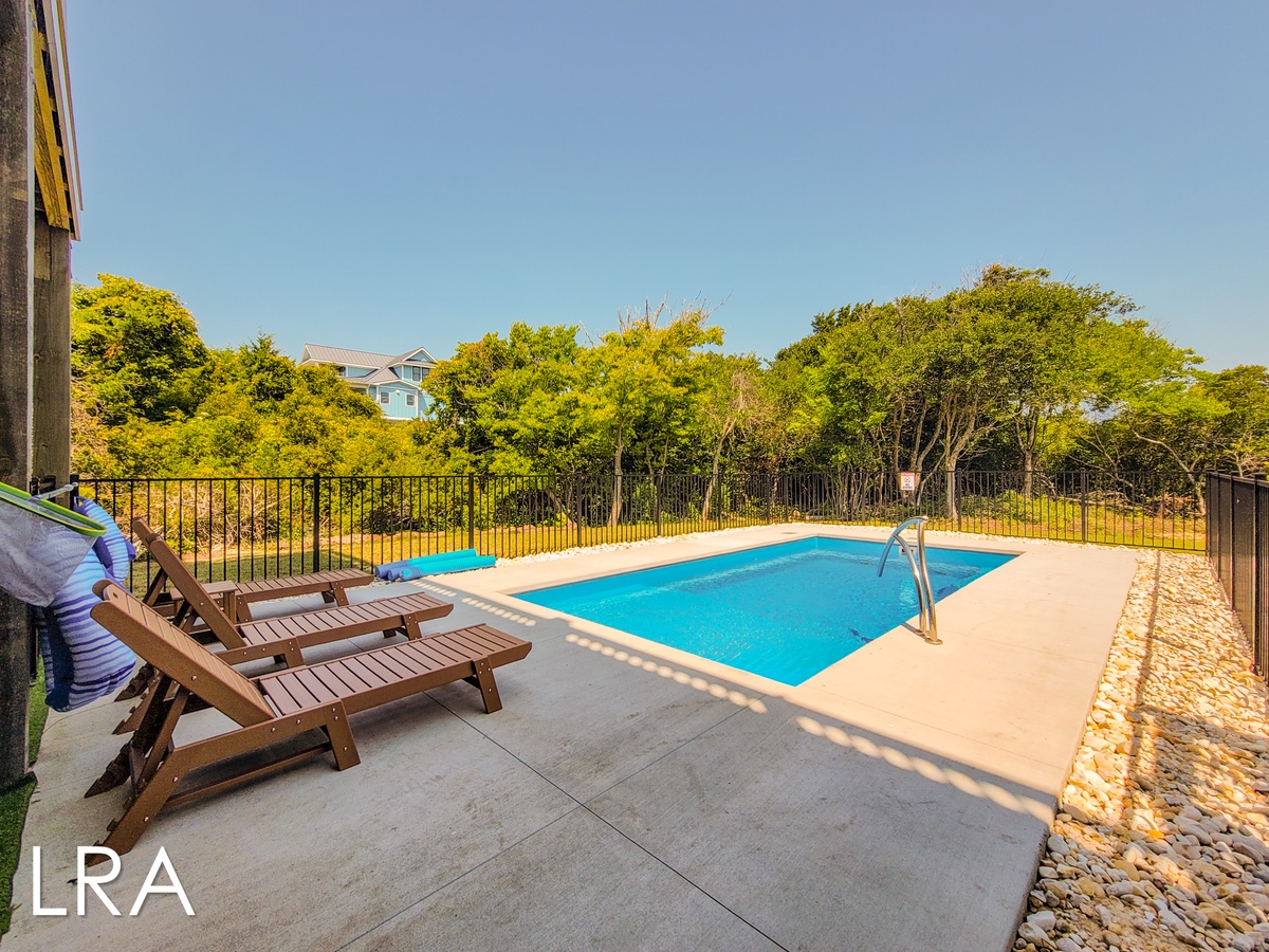 121 Ocean View Ln (Sea Glass Half Full [Ext - Pool]) - watermarked-7