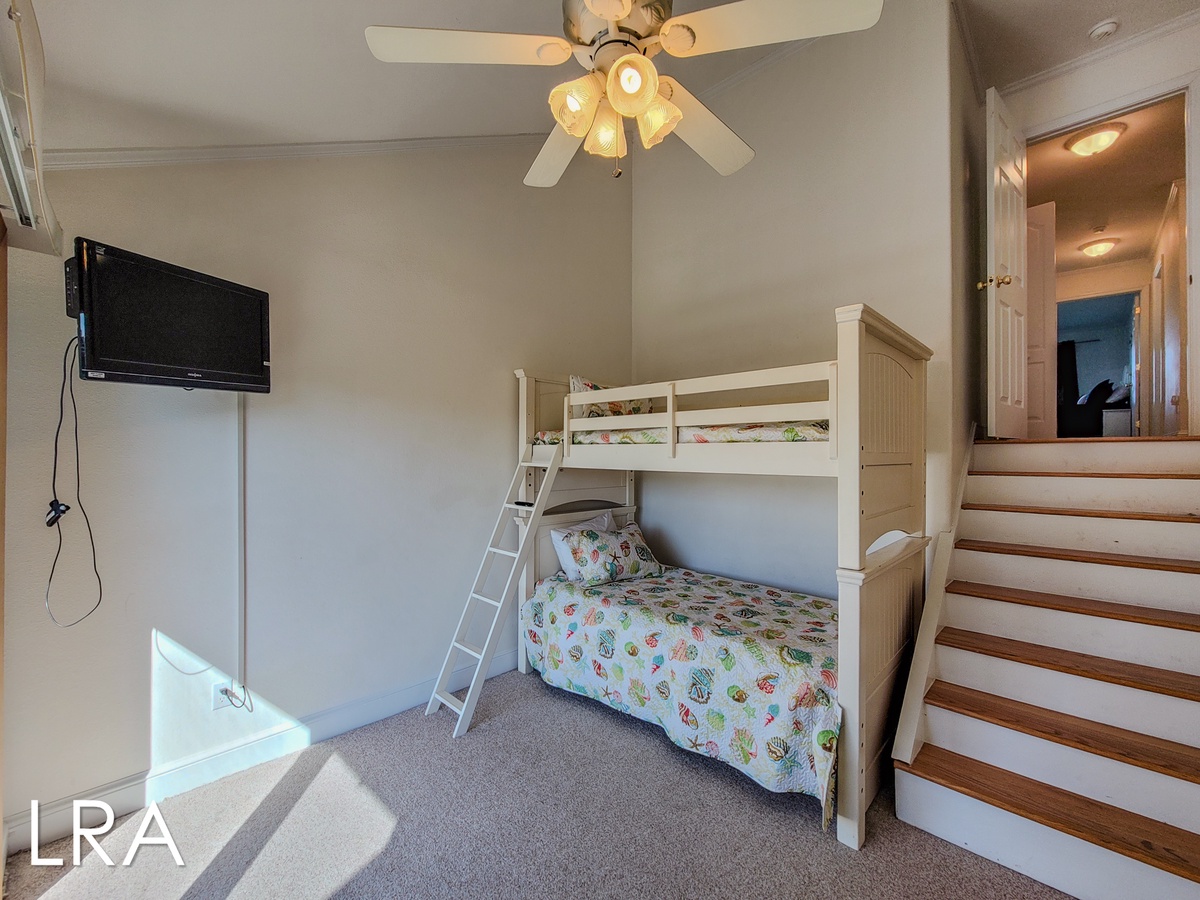 2717 S Shore Dr - Oceanside Manor (89)