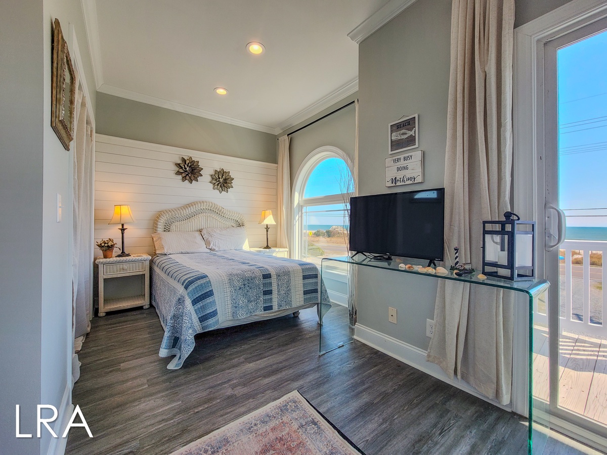 1743 New River Inlet Rd (Good Day Sunshine [Int]) - watermarked-58