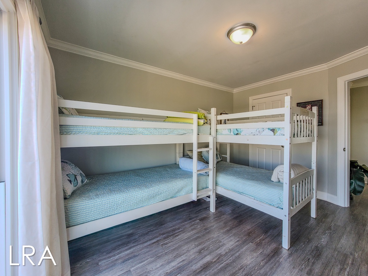 1743 New River Inlet Rd (Good Day Sunshine [Int]) - watermarked-28