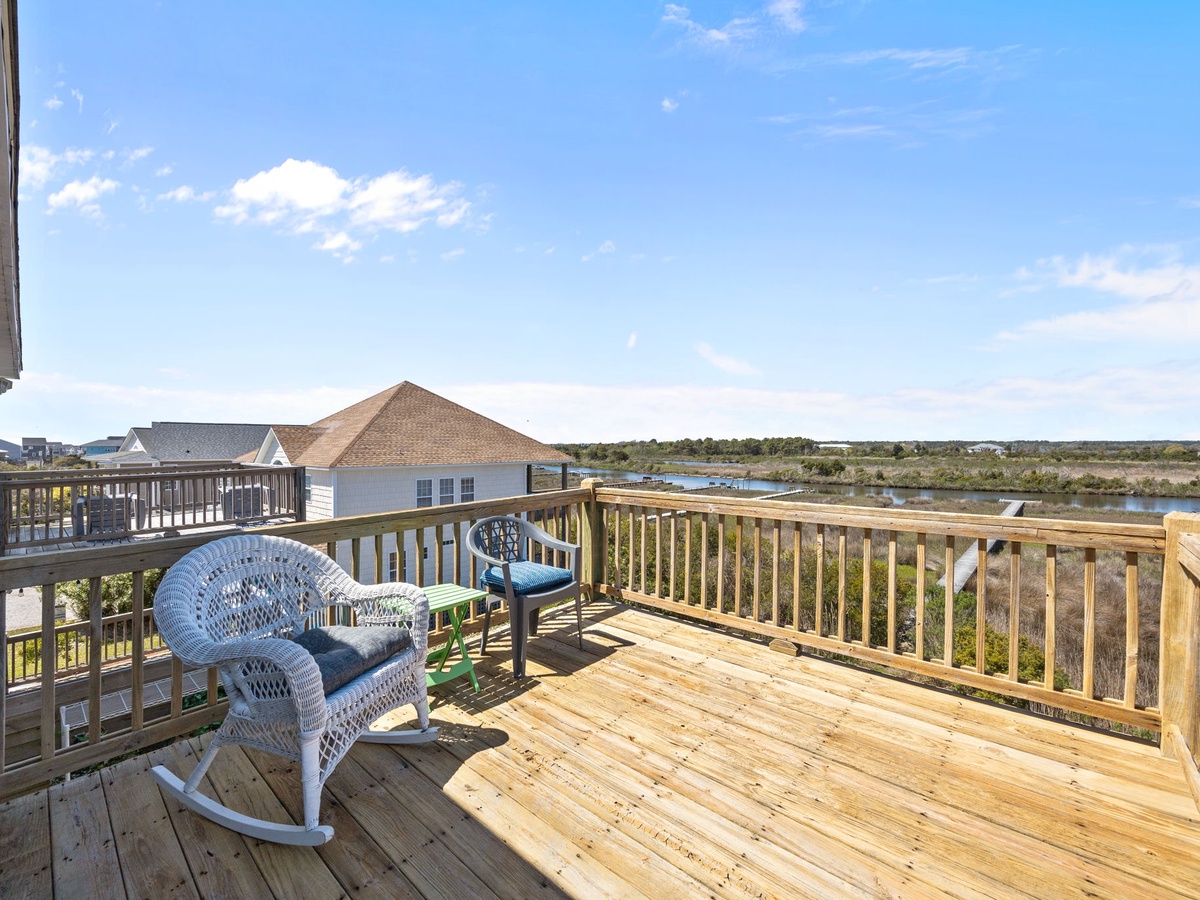 52-web-or-mls-3735 Island Dr. 112