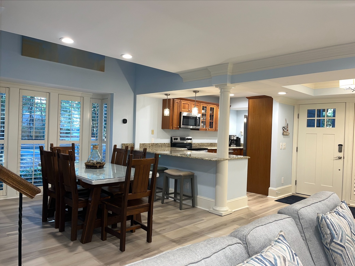 2437 Inland Harbour | Photo 2