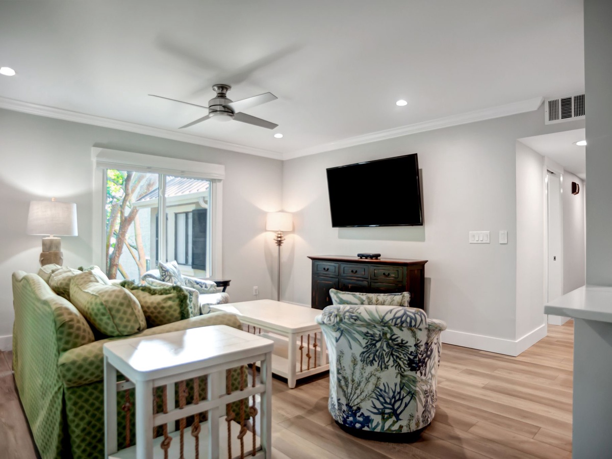 805 Clipper Court | Photo 2