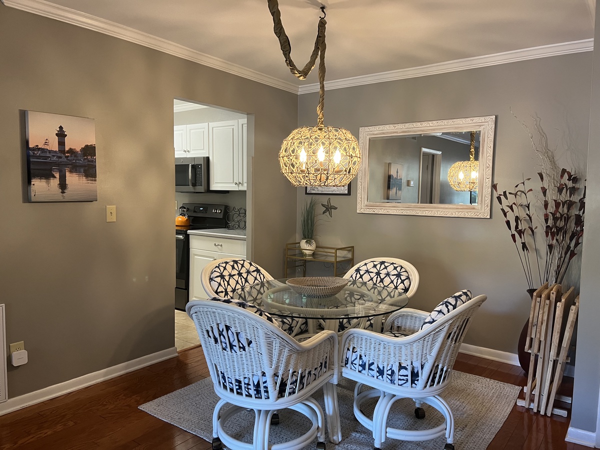 909 Cutter Court | Photo 2