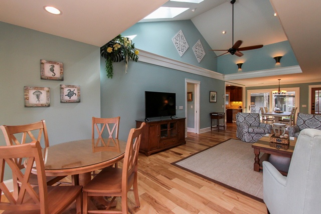 312 Beach Lagoon | Photo 2