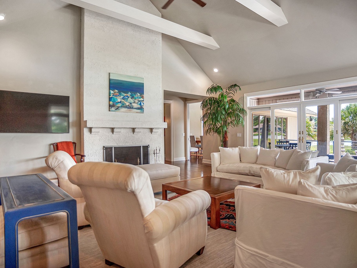 6 Willet Road | Photo 2