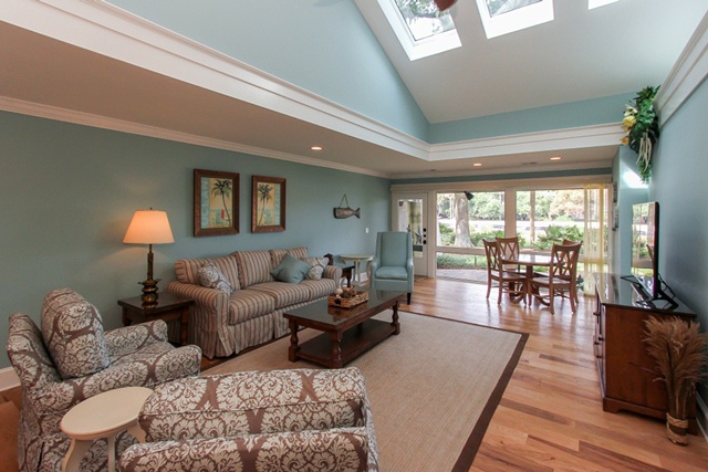 312 Beach Lagoon | Photo 1