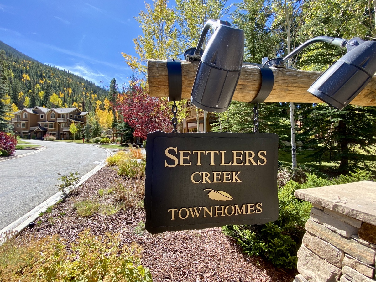 Resort Settlers Creek