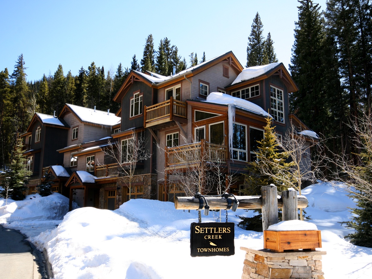 Resort Settlers Creek