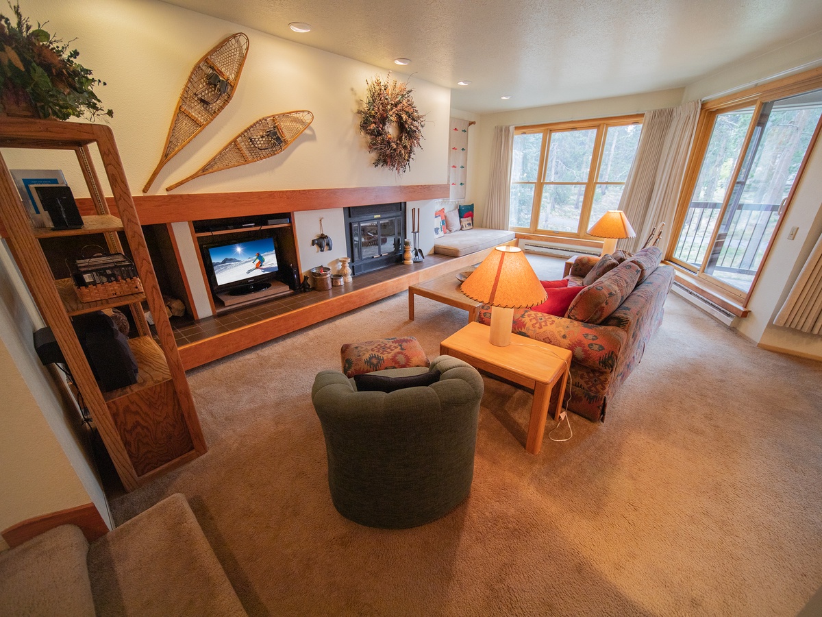 Quicksilver Lodge located in North Keystone Colorado SummitCove