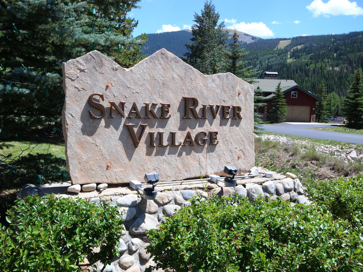 Resort Snake River