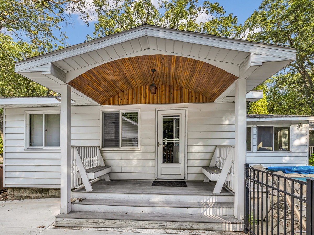Perkins Place Pool House