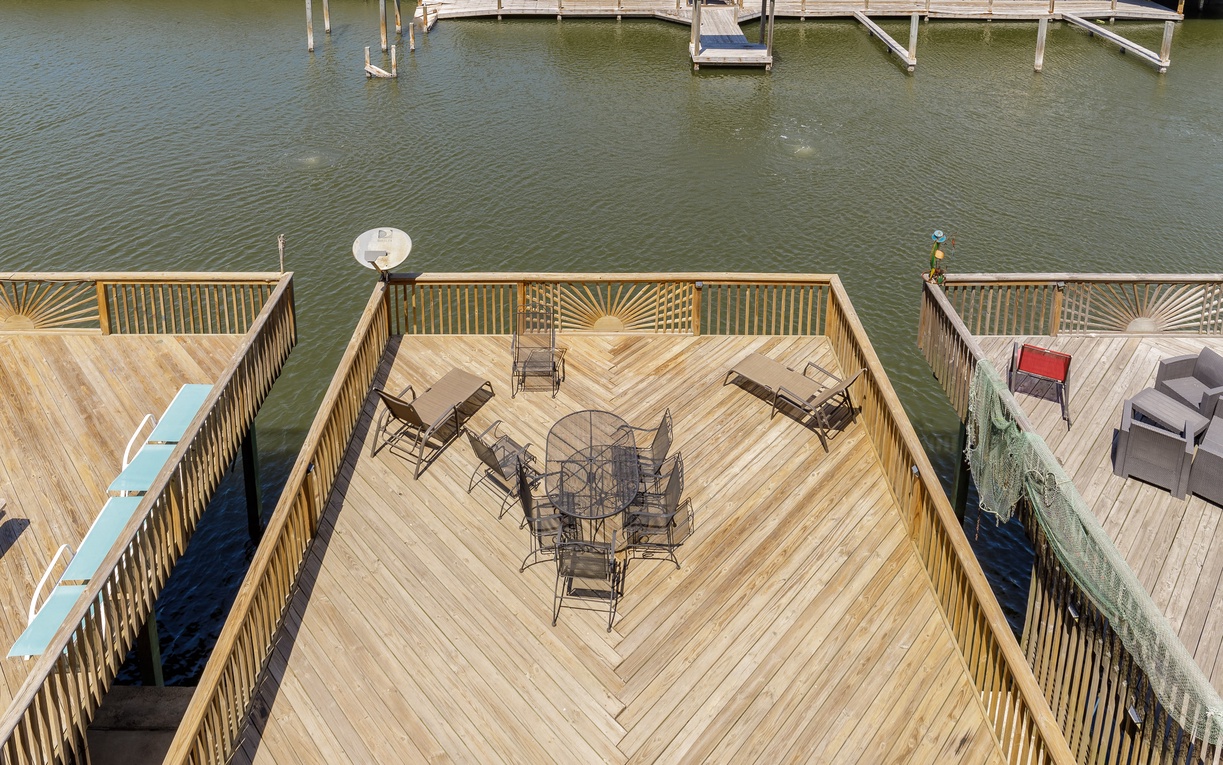 Sun Deck Vacation TEP105