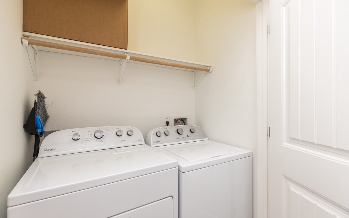 Your laundry made easy with a washer, dryer, and convenient hanging rod—no need to pack heavy for your trip!